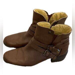 BUSSOLA made in Italy Brown Aged zipper and side buckle boot .
